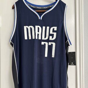 NBA Mavericks Luka Doncic Jersey NWT